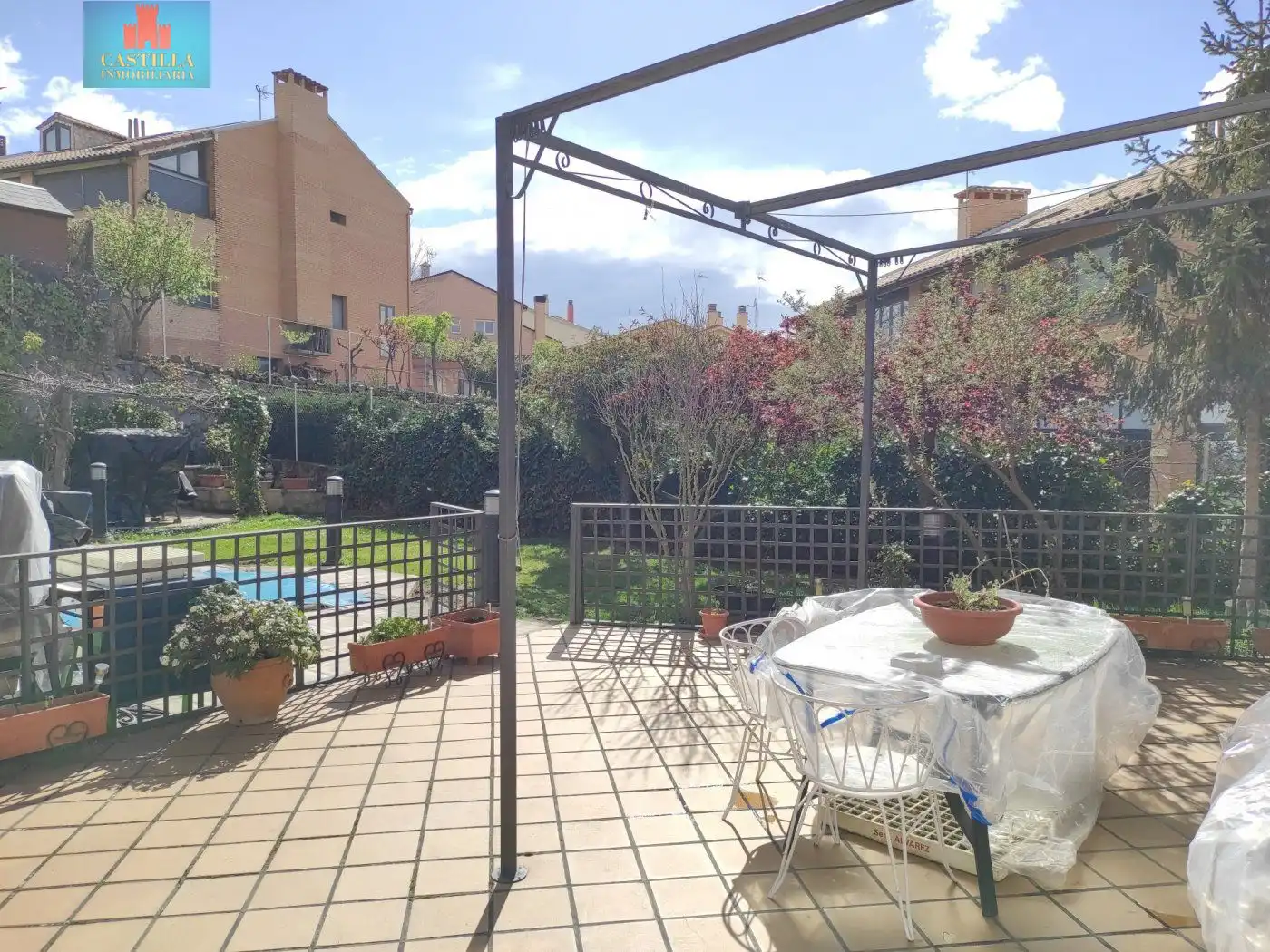 Jardín de Casa adosada en venta en Ávila con Calefacción, Jardín privado y Terraza