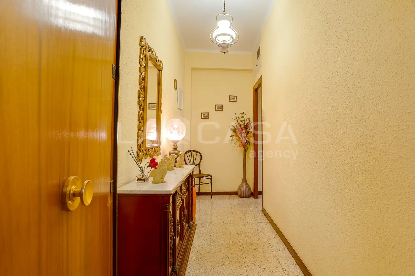 Piso con terraza en venta en Carrer del Camp Arriassa, imagen 32