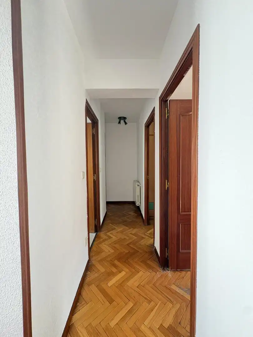 Wohnung zur Miete in Madrid mit Klimaanlage, Heizung und Parkett