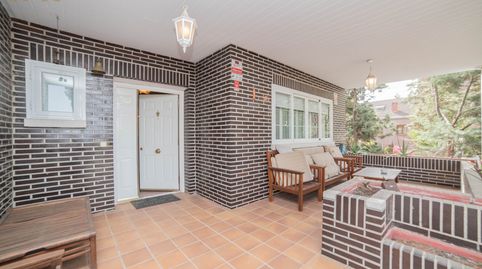 Foto 2 de Casa adosada en venta en Calle del Túnel, Parquelagos - Puente Nuevo, Galapagar