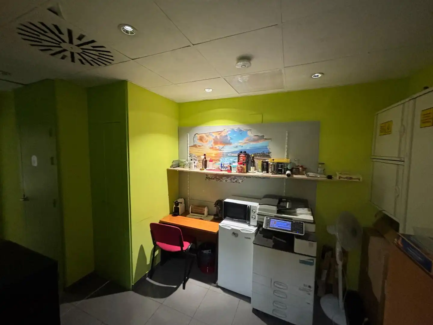Commercial properties for sale in Sevilla  with Air Conditioner
