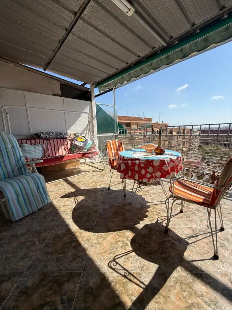 Terraza de Ático en venta en Alicante / Alacant con Terraza y Balcón