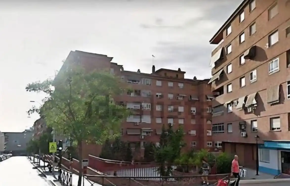Vista exterior de Pis de lloguer en Granada amb Aire condicionat, Calefacció i Moblat
