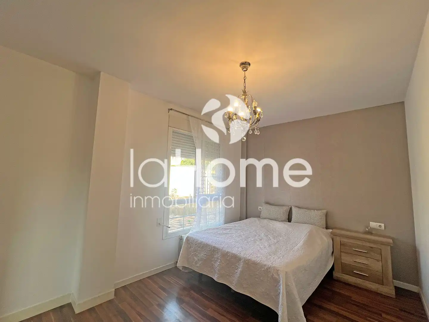 Habitación de Casa adosada en venta en Casas Verdes