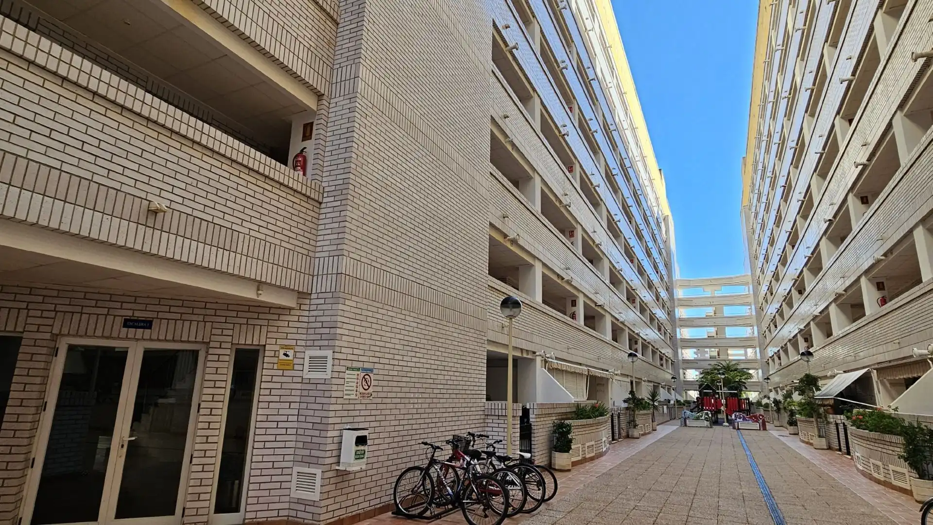 Apartment with pool for sale in CENTRAL 8, imagen 5