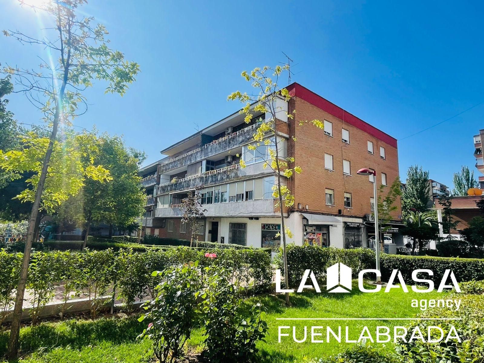 Vista exterior de Pis en venda en Fuenlabrada amb Calefacció i Terrassa