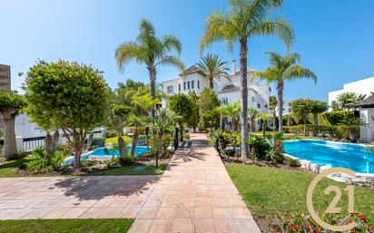 Jardí de Estudi en venda en Marbella amb Aire condicionat, Terrassa i Moblat