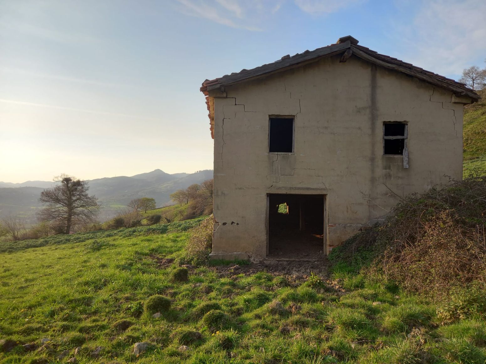 Exterior view of Residential for sale in Villacarriedo