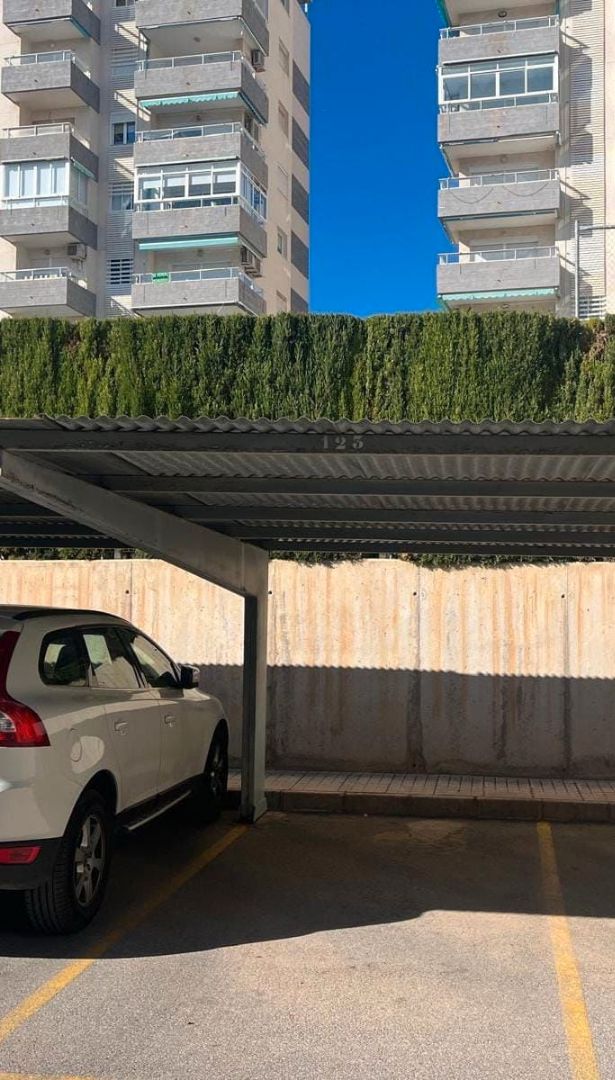 Aparcament de Garatge en venda en El Campello