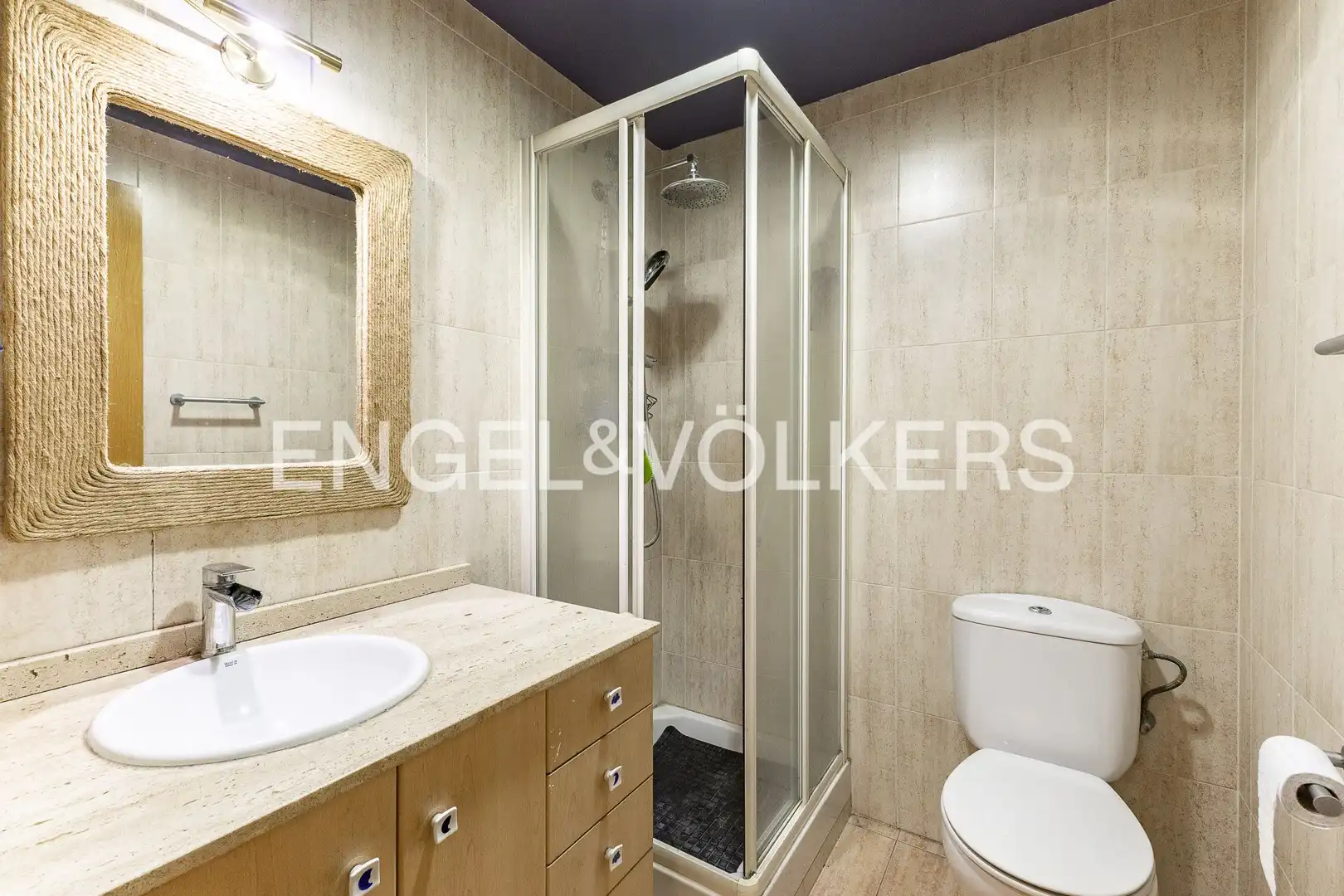 Baño de Piso en venta en Vic con Aire acondicionado, Calefacción y Parquet
