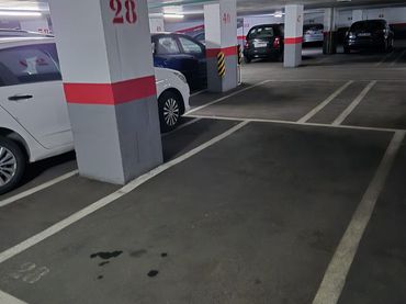 Einzelparkplatz mit Aufzug zum Verkauf in Calle Alonso Castrillo 24
