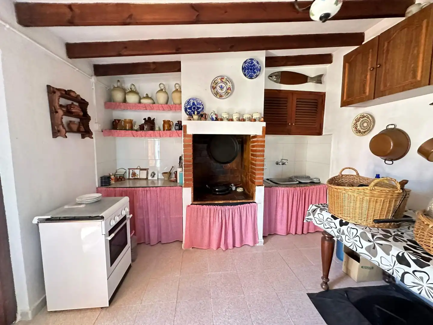 Cuina de Casa o xalet en venda en Alicante / Alacant amb Jardí privat, Terrassa i Traster