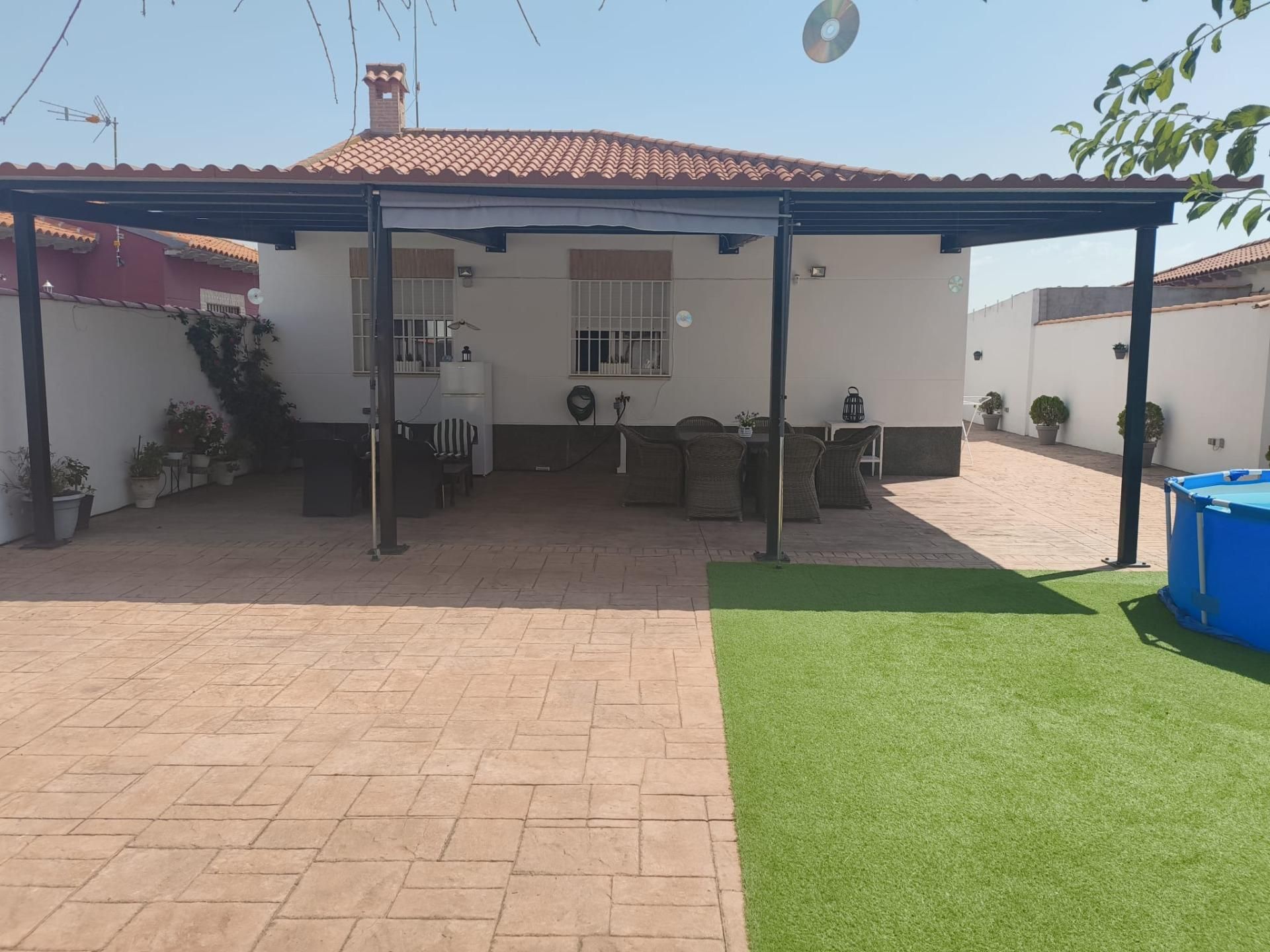 Terraza de Casa o chalet en venta en Carmena con Calefacción, Jardín privado y Trastero