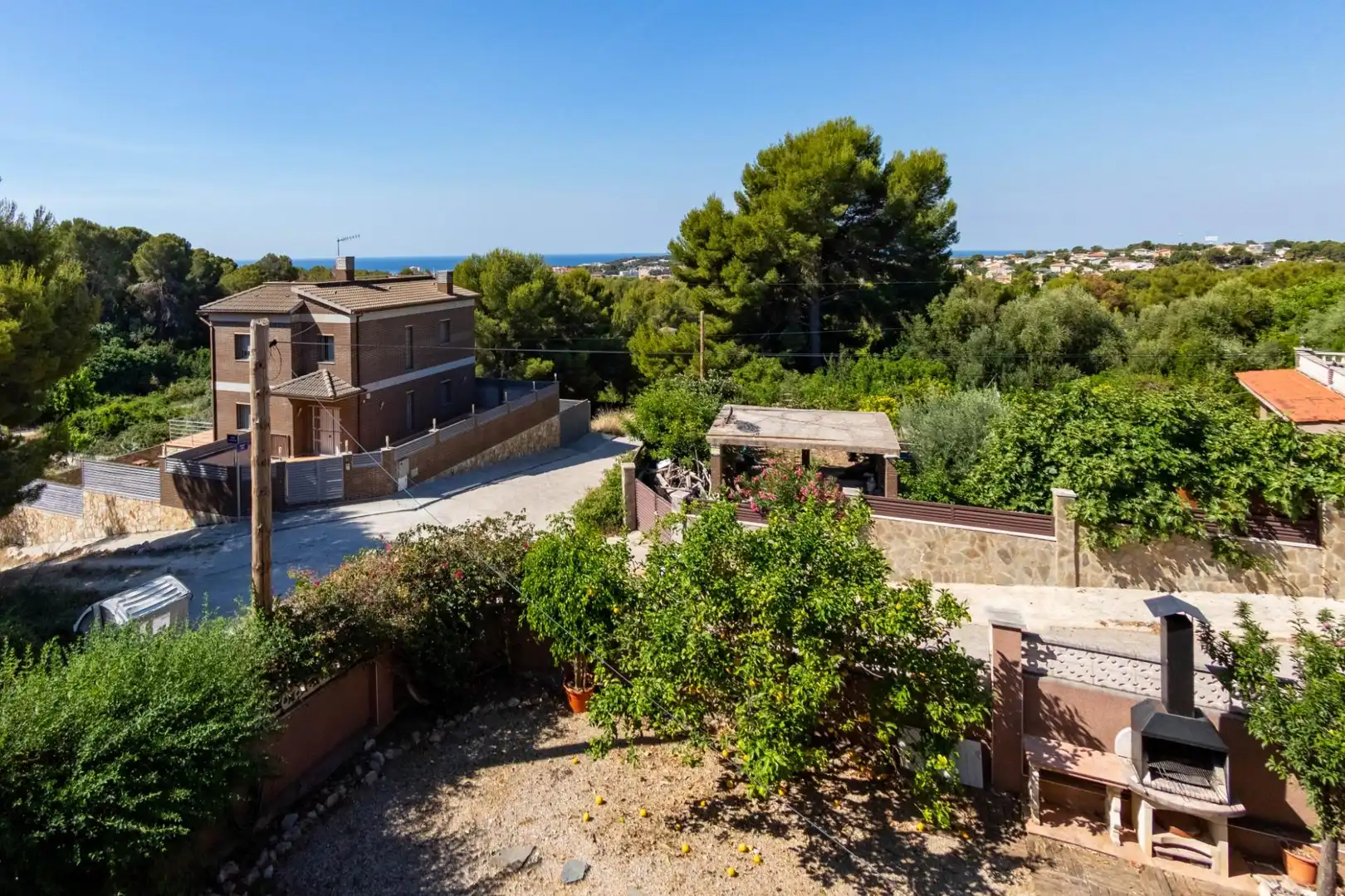 Vista exterior de Casa o xalet en venda en El Vendrell amb Aire condicionat, Calefacció i Jardí privat