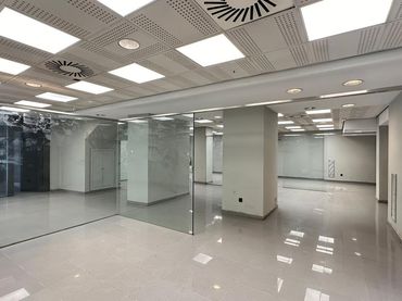 Local comercial en alquiler en Calle ENGINYER BALAGUER