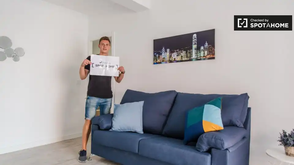 Flat with terrace to rent in Algirós, imagen 6