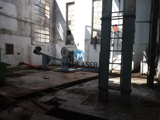Fabrikhallen zum Verkauf in Calle VAGON, Tielmes