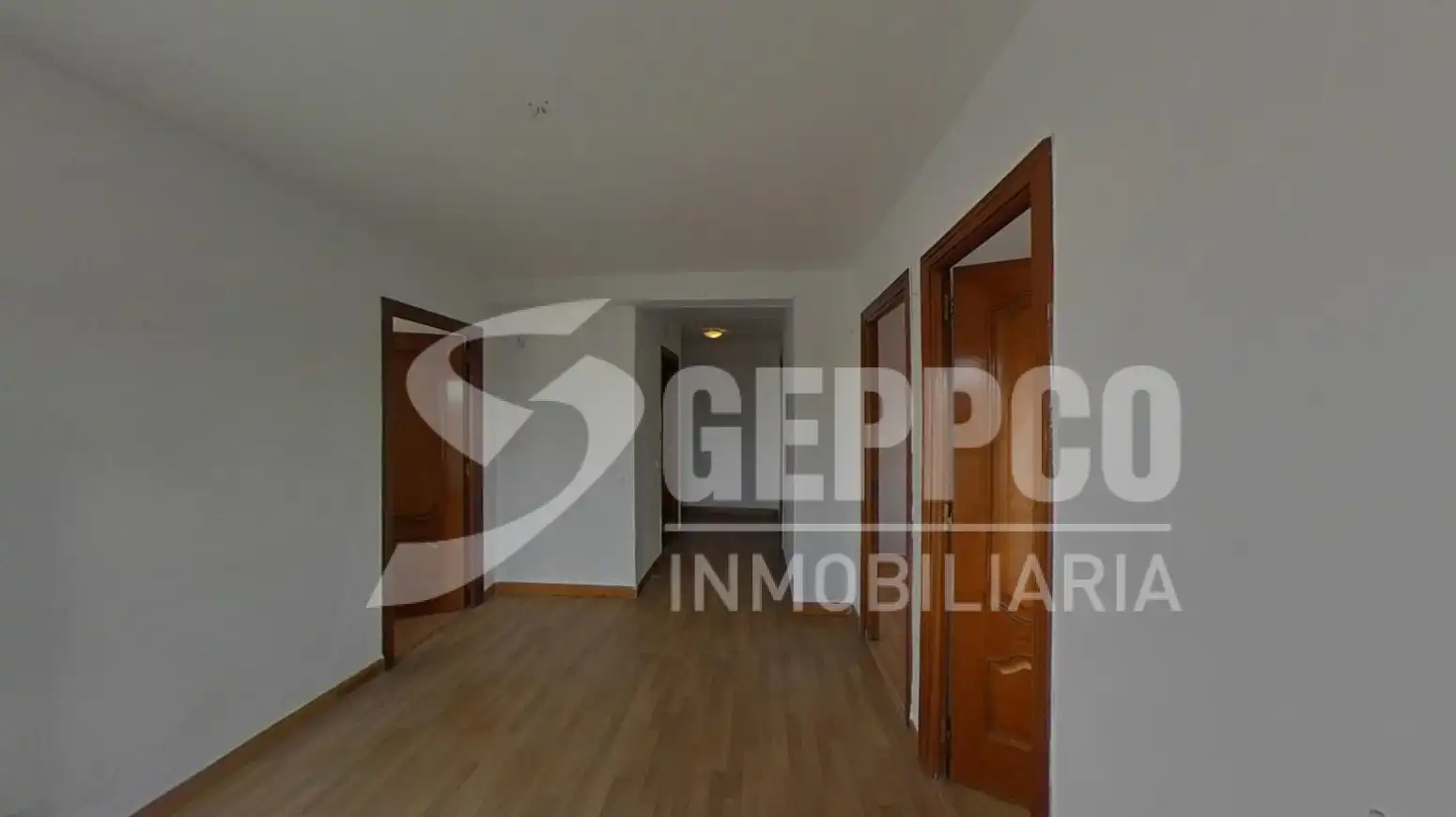 Flat for sale in Calle de Carabelos, San Fermín