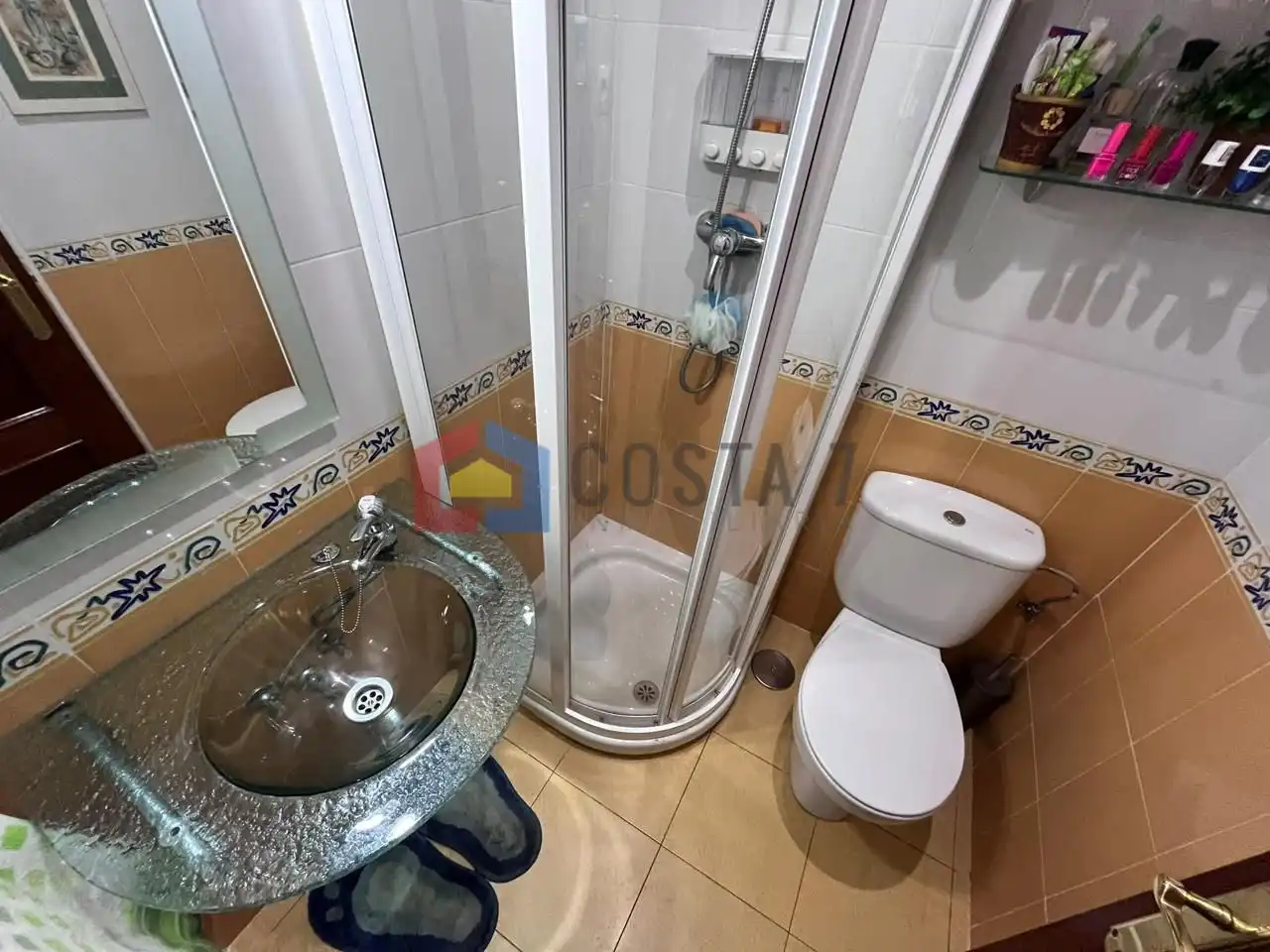 Baño de Piso en venta en Noja con Calefacción, Terraza y Piscina comunitaria