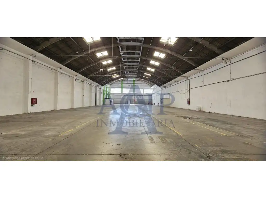 Nau industrial de lloguer a Calle Crom Del