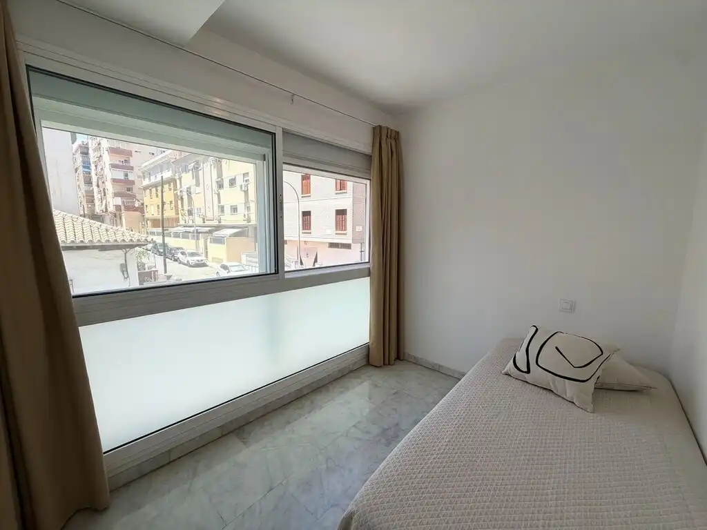 Dormitori de Apartament en venda en Málaga amb Terrassa