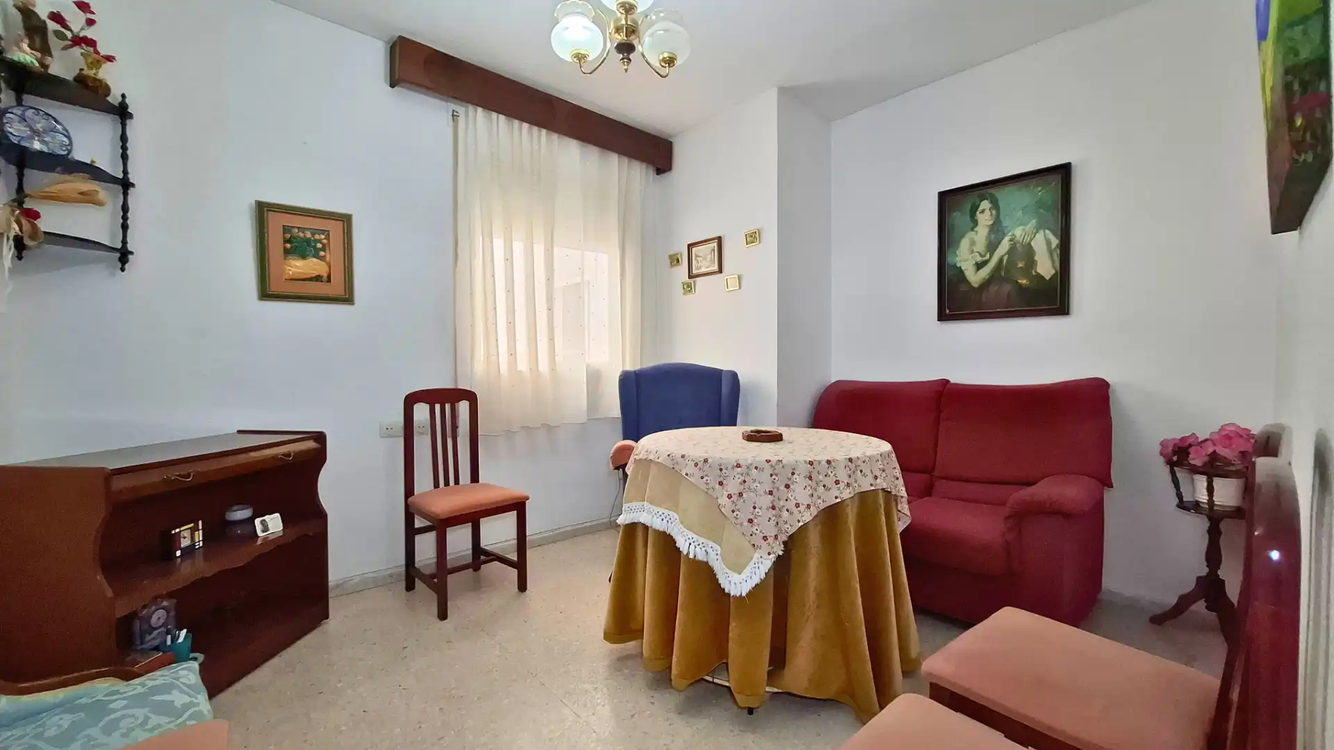 Sala d'estar de Pis en venda en Córdoba amb Moblat i Balcó
