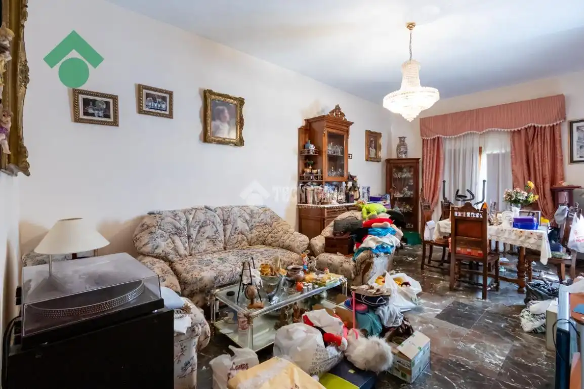 Sala de estar de Casa adosada en venta en Nerja con Jardín privado