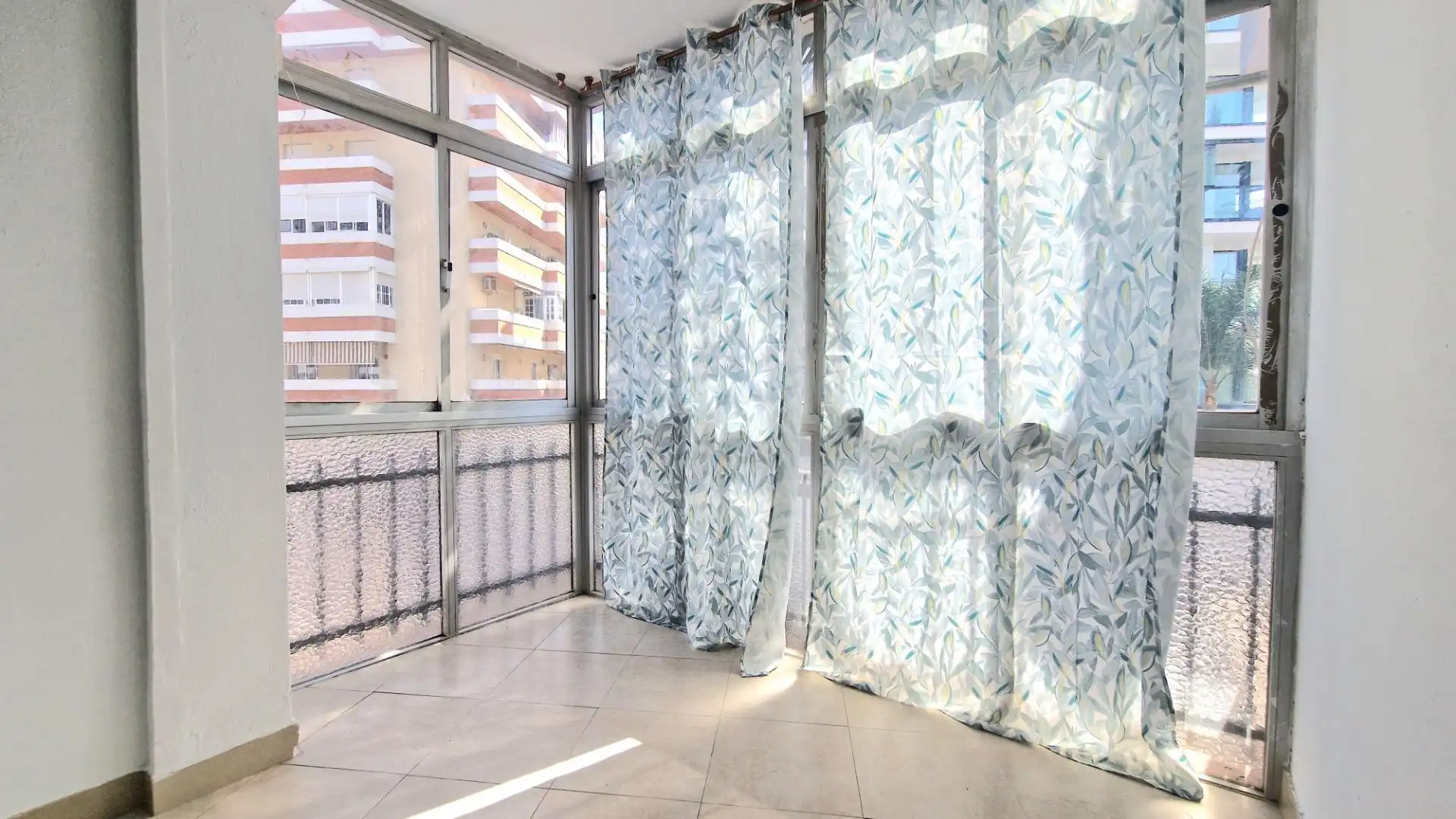 Bedroom of Study for sale in Fuengirola  with Community pool