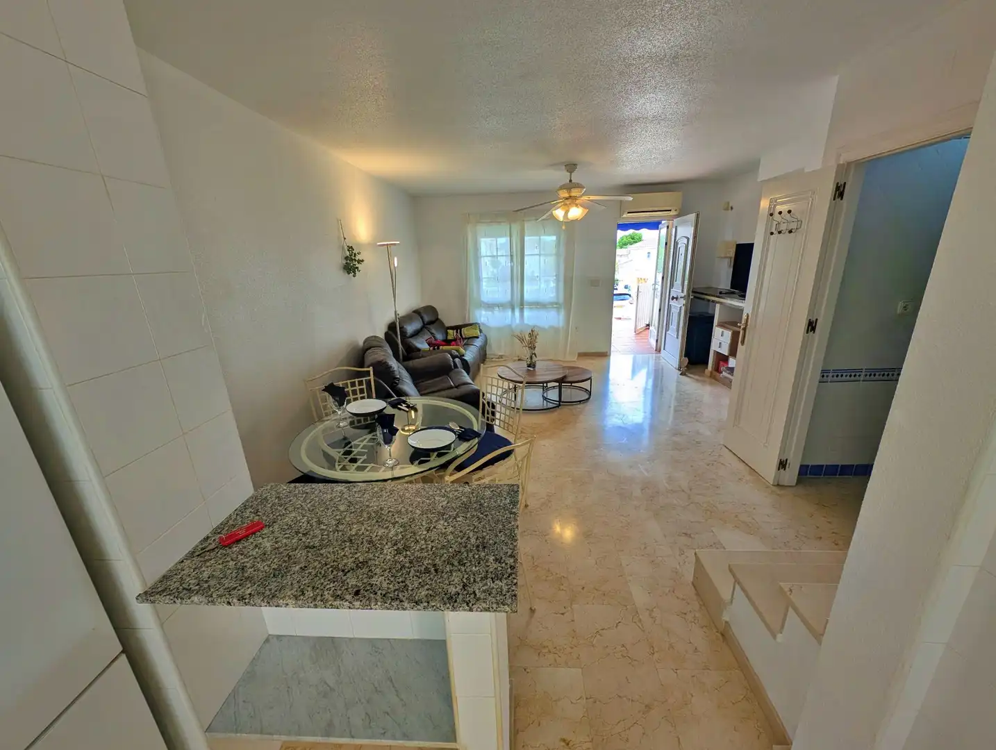 Sala de estar de Casa o chalet en venta en Orihuela con Aire acondicionado, Terraza y Piscina