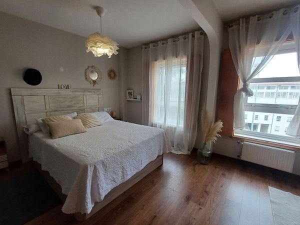 Dormitori de Dúplex en venda en Vigo  amb Calefacció, Parquet i Traster