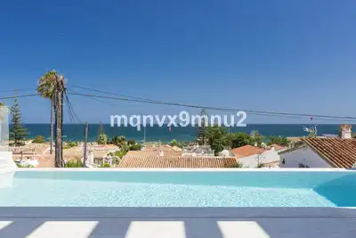 Chalet con piscina en venta en El Faro de Calaburra - Chaparral, imagen 36