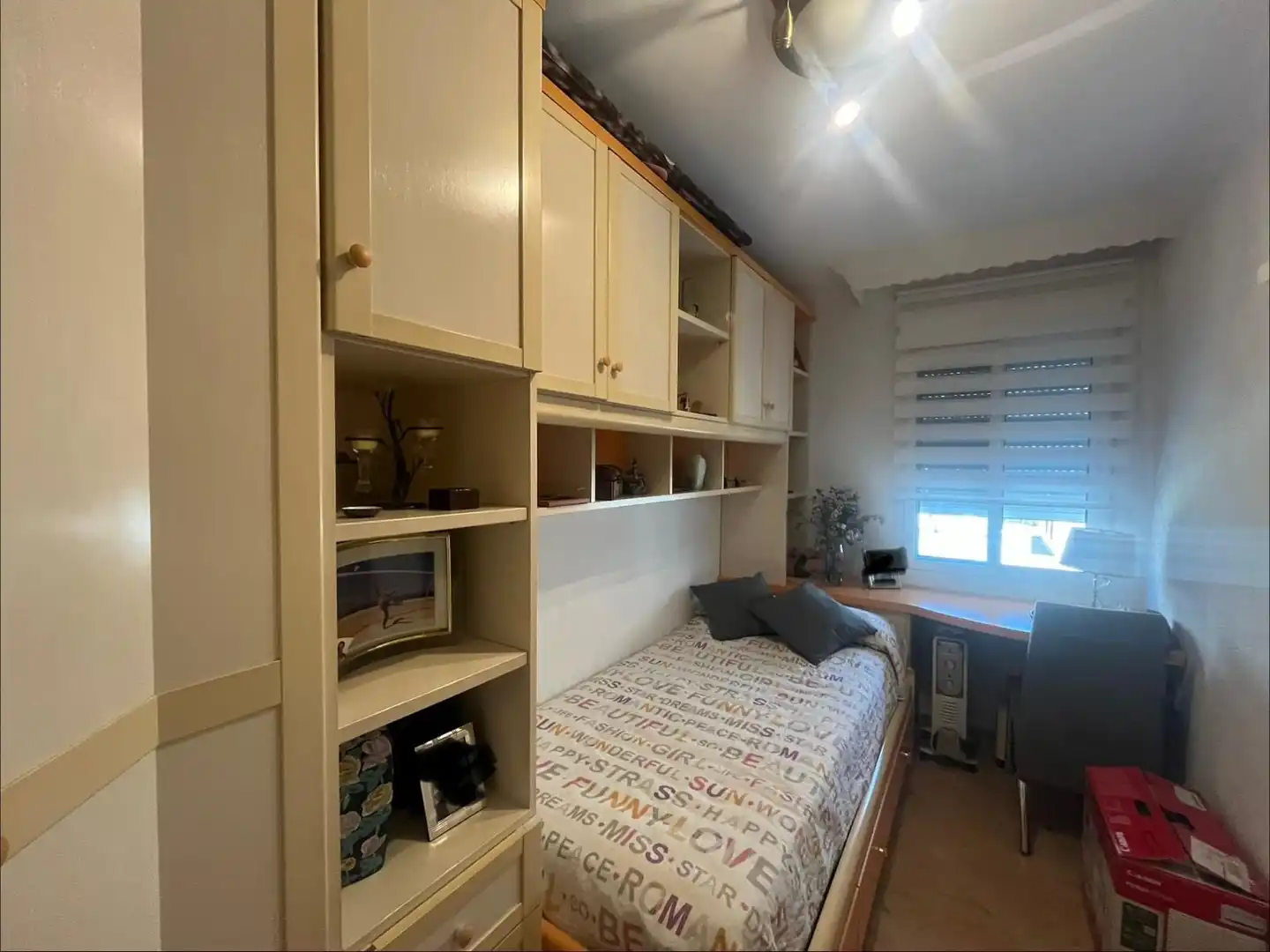 Habitación de Piso en venta en Huelva con Aire acondicionado y Calefacción