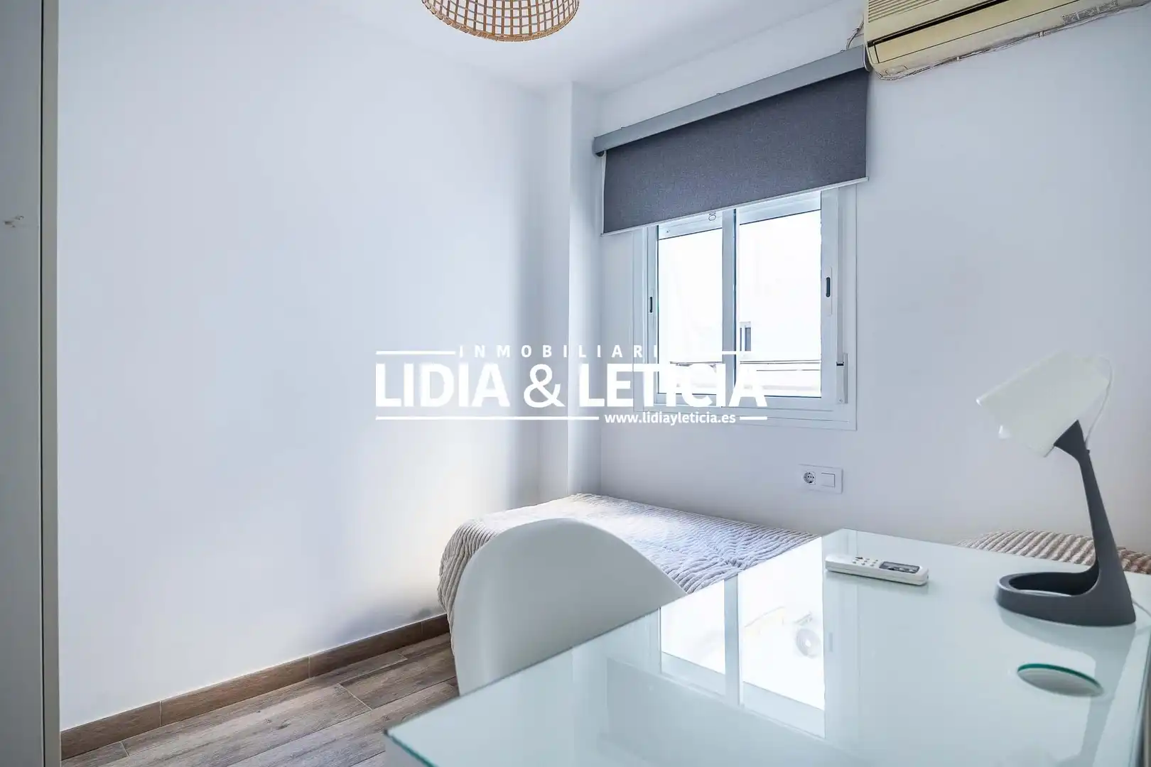 Schlafzimmer von Wohnung zur Miete in Alcalá de Guadaira mit Klimaanlage, Terrasse und Möbliert