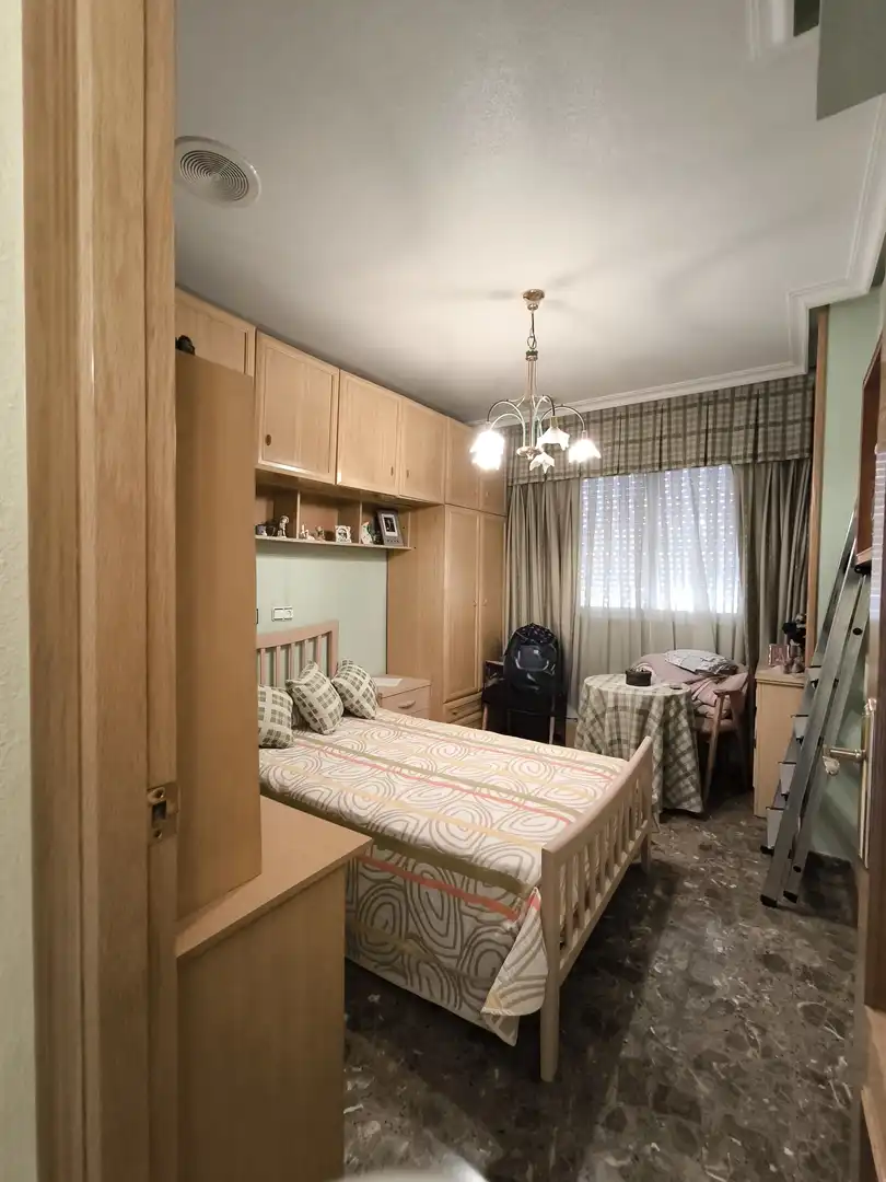 Habitación de Piso en venta en Alcantarilla con Trastero y Amueblado