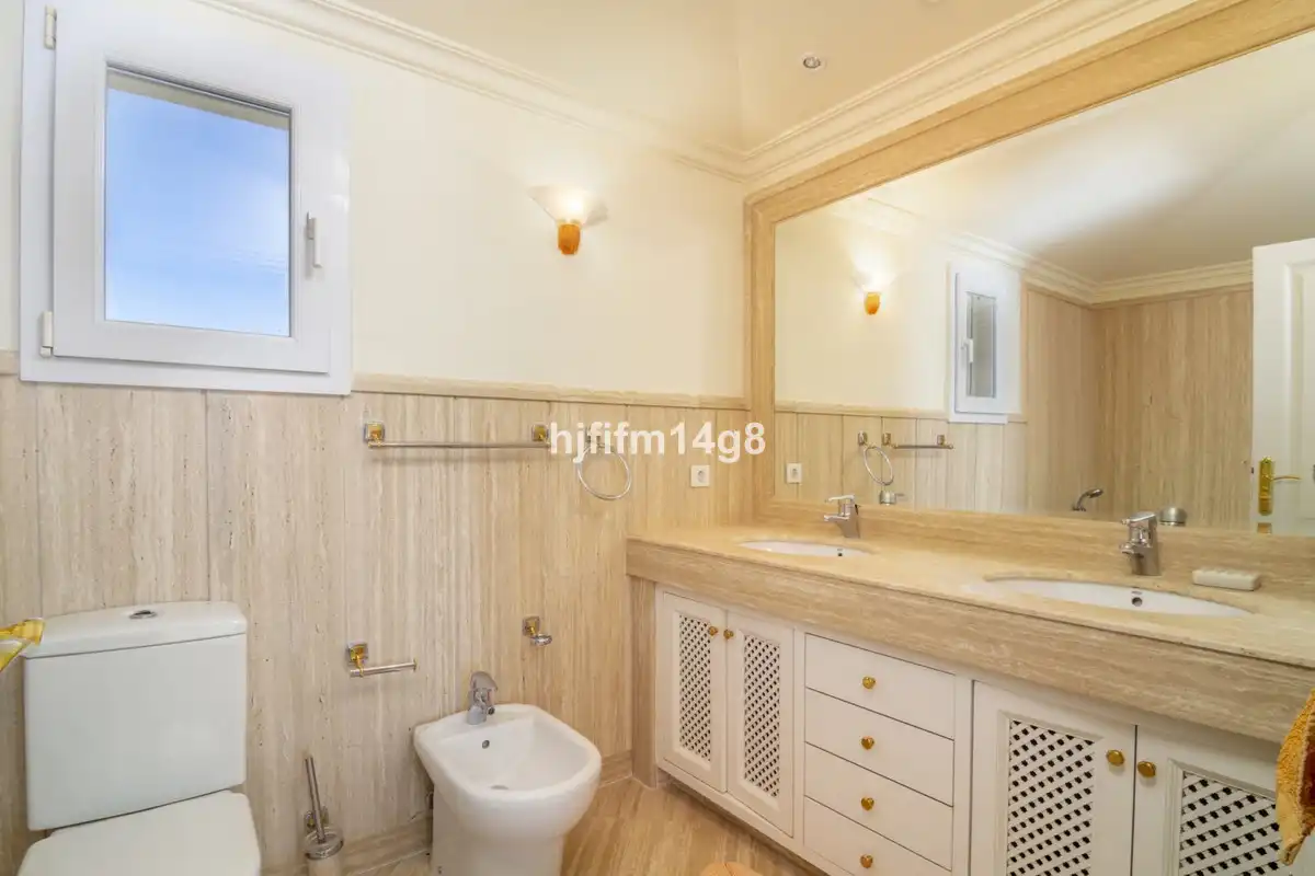 Ático con piscina en venta en Nueva Andalucía, imagen 17