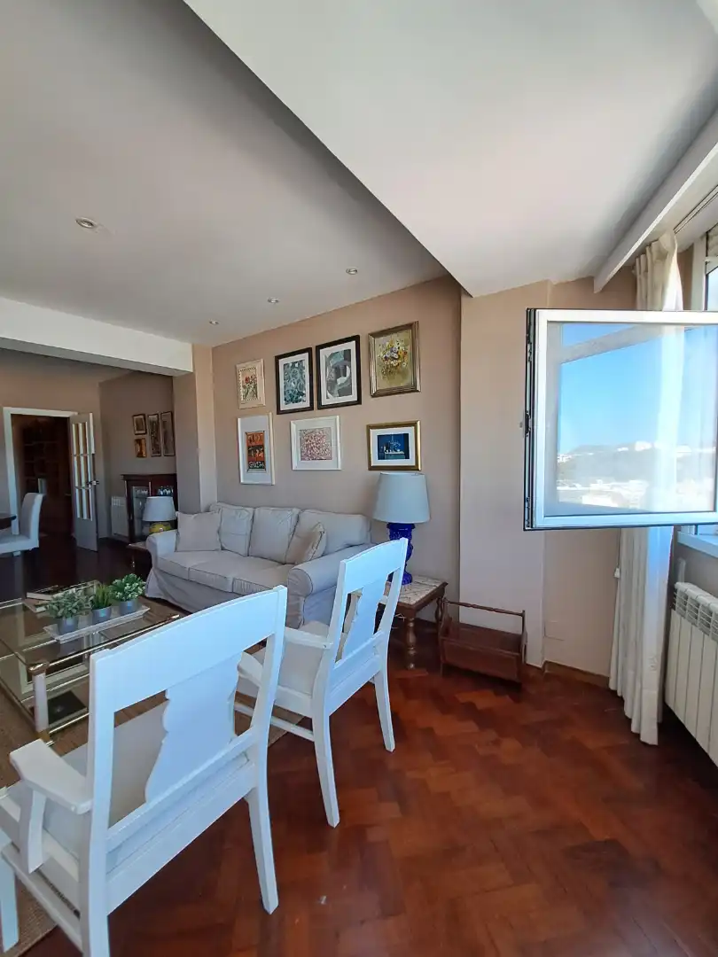 Sala de estar de Piso de alquiler en A Coruña Capital  con Calefacción, Terraza y Amueblado