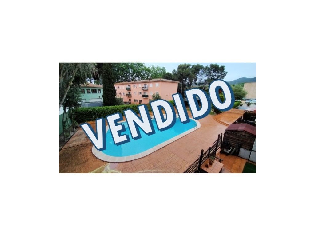 Jardí de Pis en venda en Santa Cristina d'Aro amb Jardí privat, Balcó i Piscina comunitària