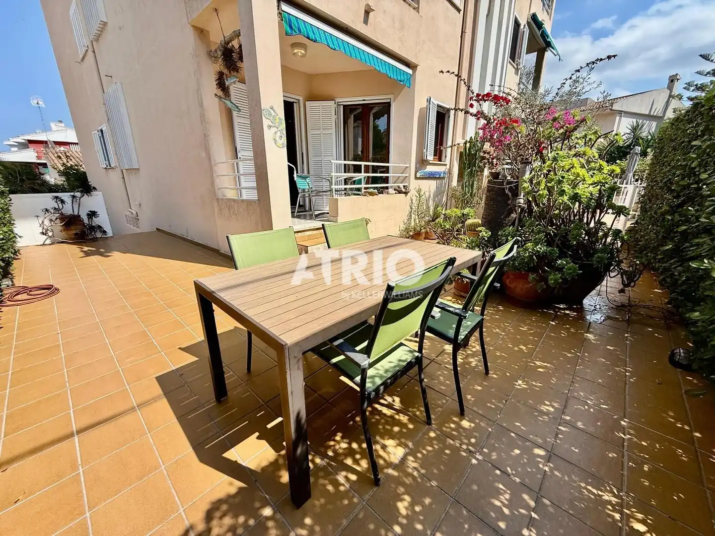 Terrasse von Wohnung zum Verkauf in Santa Margalida mit Klimaanlage, Privatgarten und Terrasse