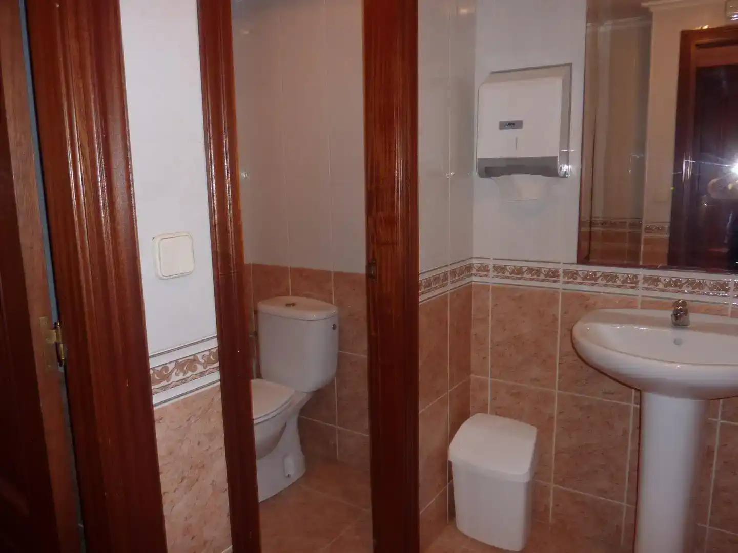Bany de Local de lloguer en Ortigueira