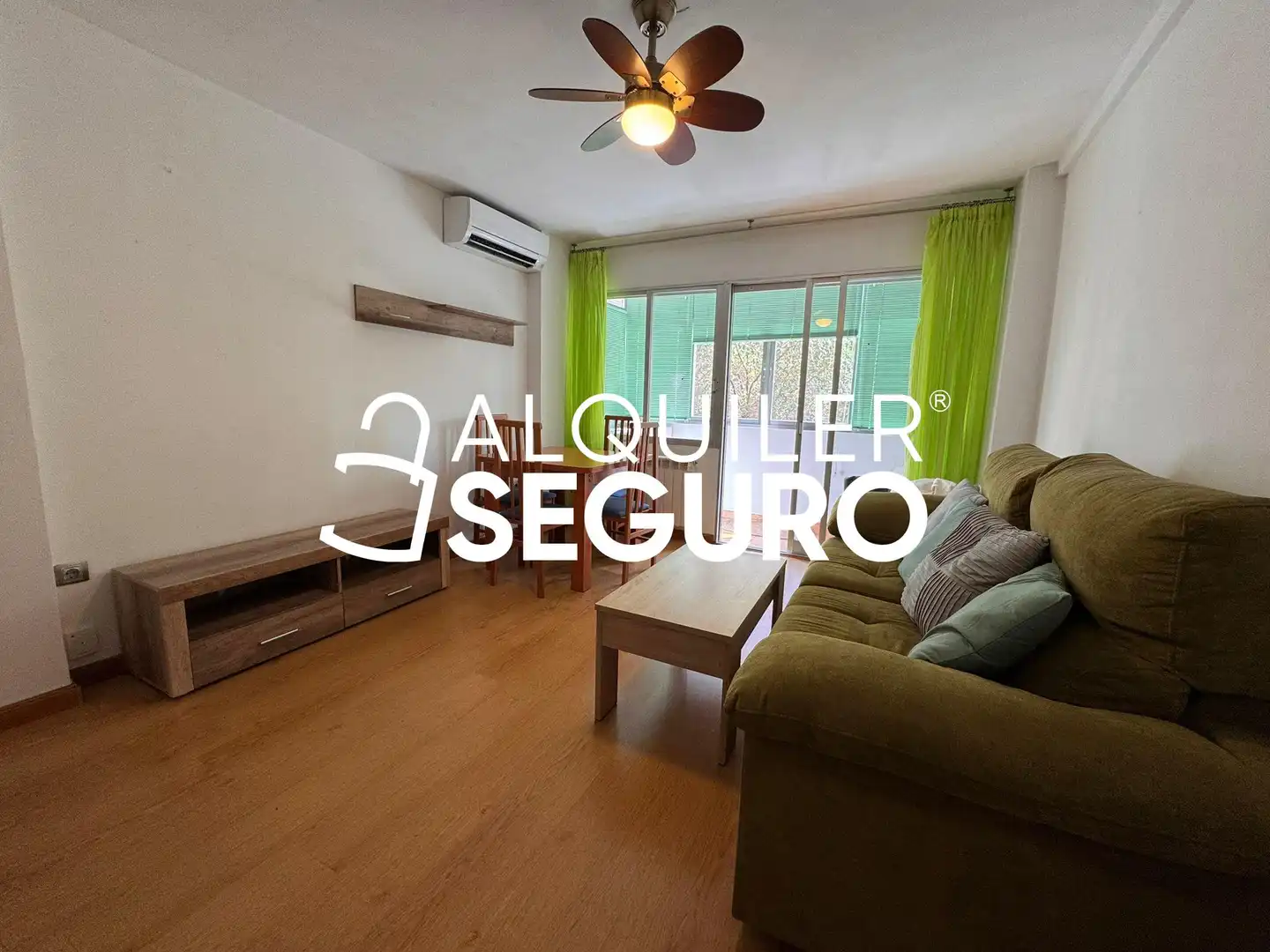 Wohnzimmer von Wohnung zur Miete in Madrid mit Klimaanlage, Heizung und Möbliert