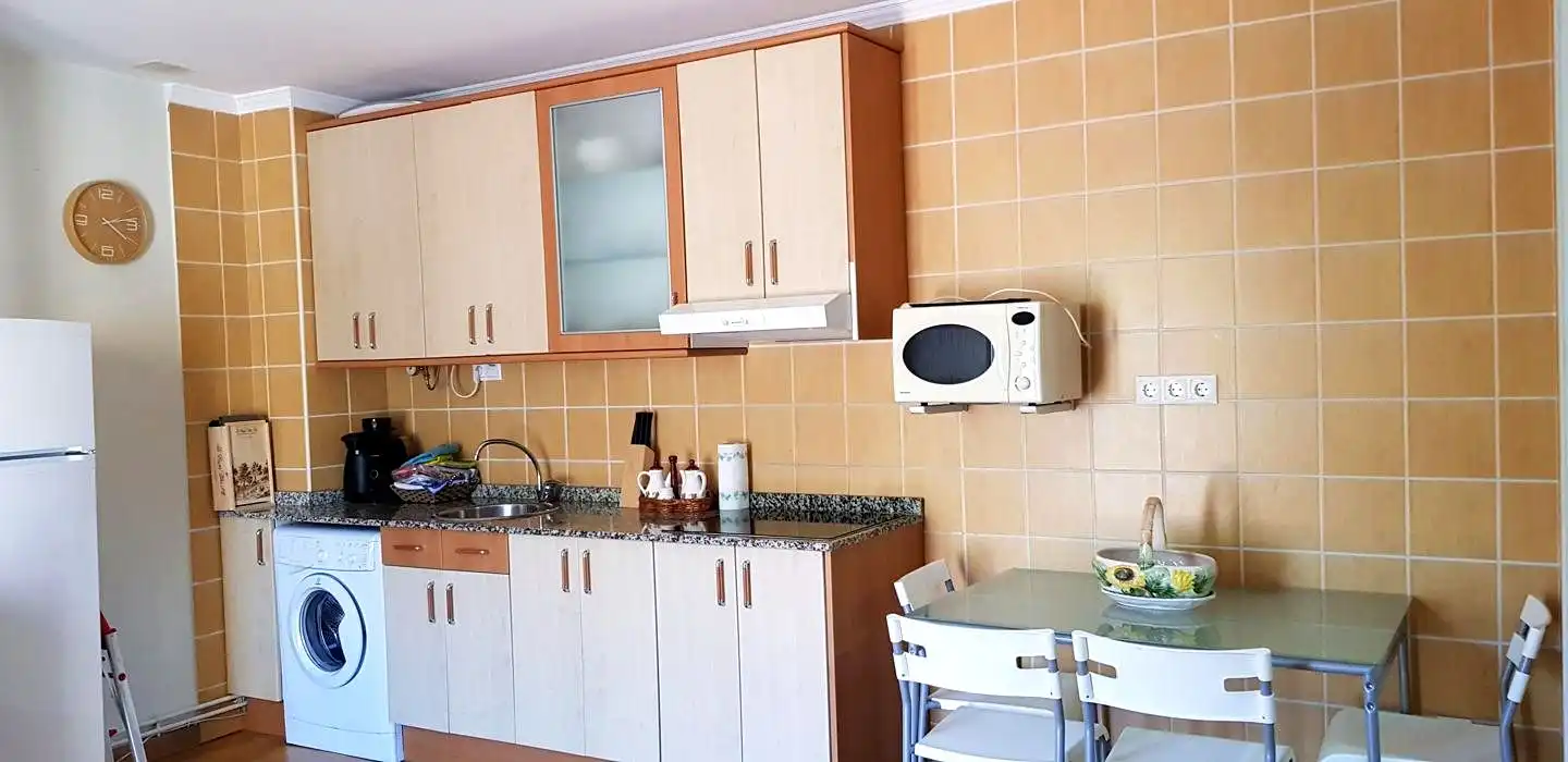 Cuina de Pis en venda en Aller amb Calefacció, Parquet i Terrassa