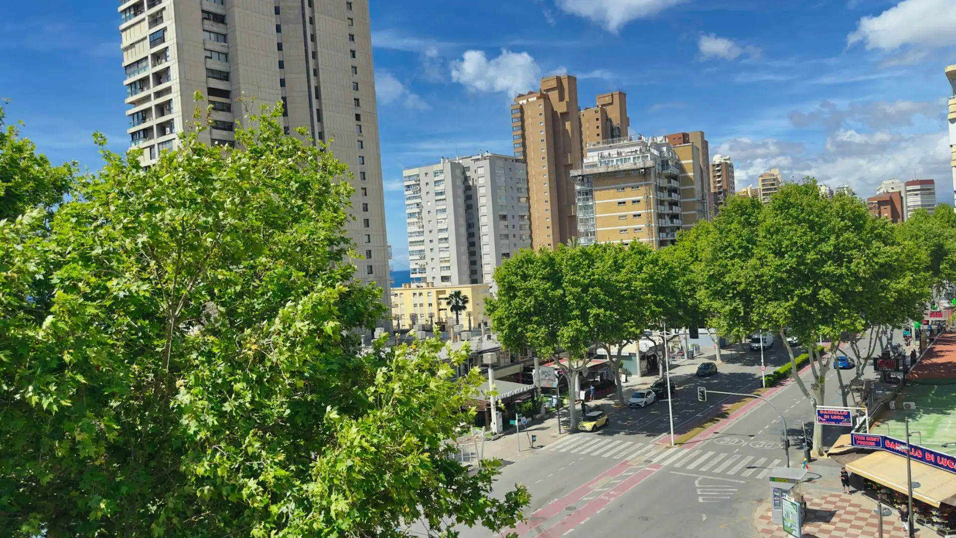 Vista exterior de Dúplex en venda en Benidorm amb Aire condicionat, Calefacció i Moblat