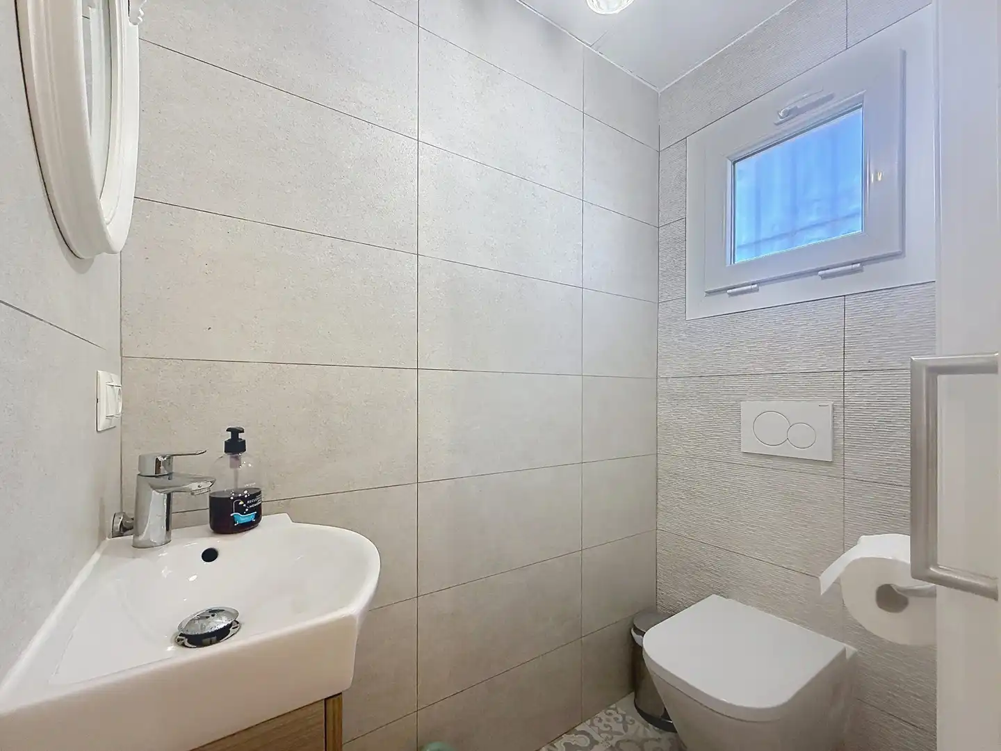 Bany de Casa o xalet en venda en Manilva amb Aire condicionat, Jardí privat i Terrassa