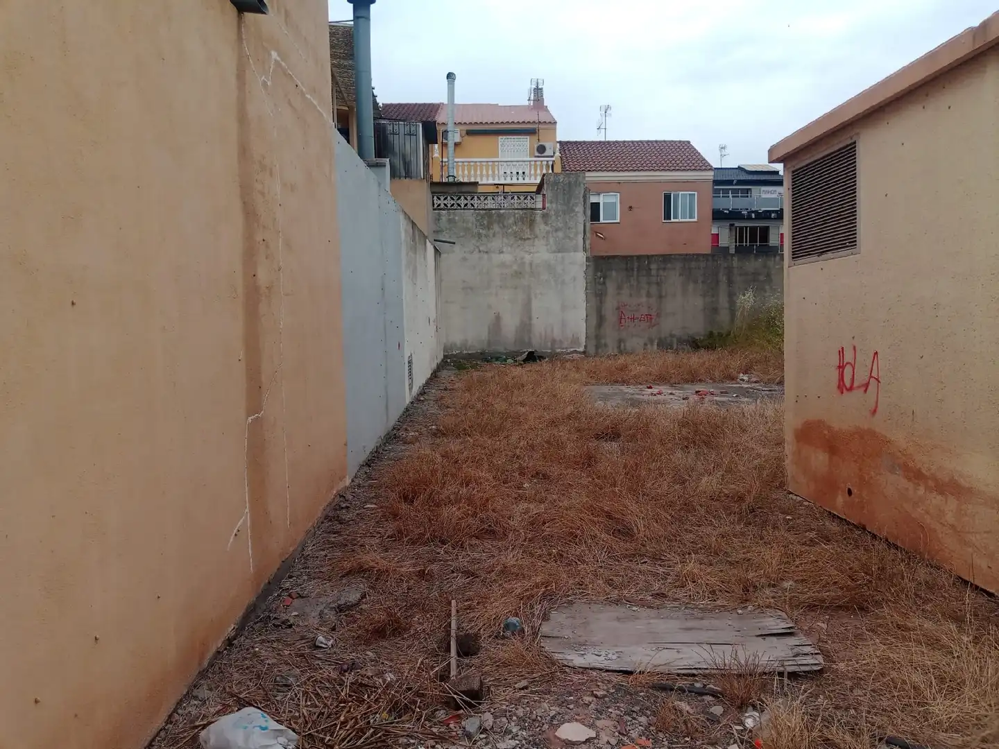 Terrenys i solars en venda a Moncófar Pueblo