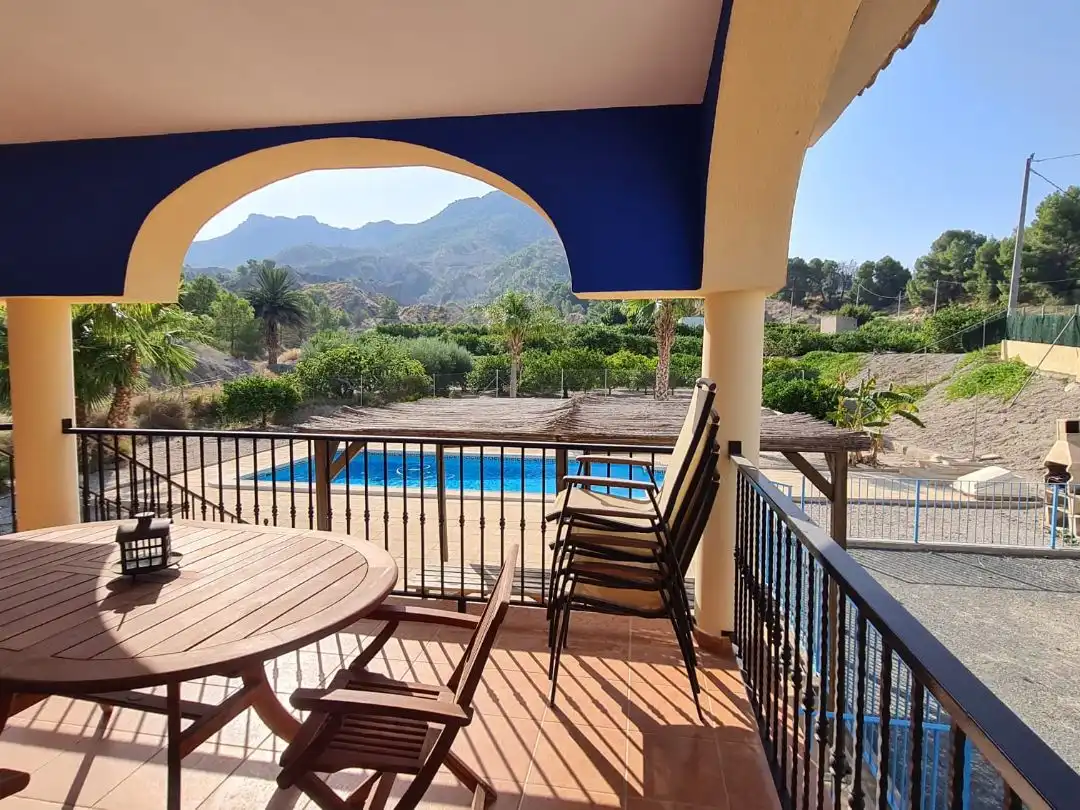 Villa con giardino in vendita a Paraje Saque y Navela 1, imagen 15