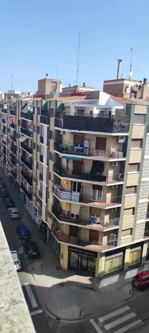 Terraza de Ático de alquiler en Zaragoza con Calefacción, Terraza y Amueblado