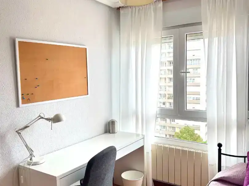 Bedroom of Flat for rent in Alisal - San Román