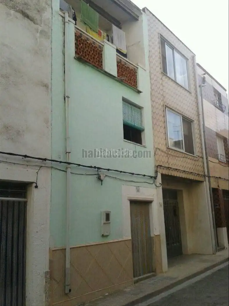 Haus zum Verkauf in Carrer de Santa Llúcia 32