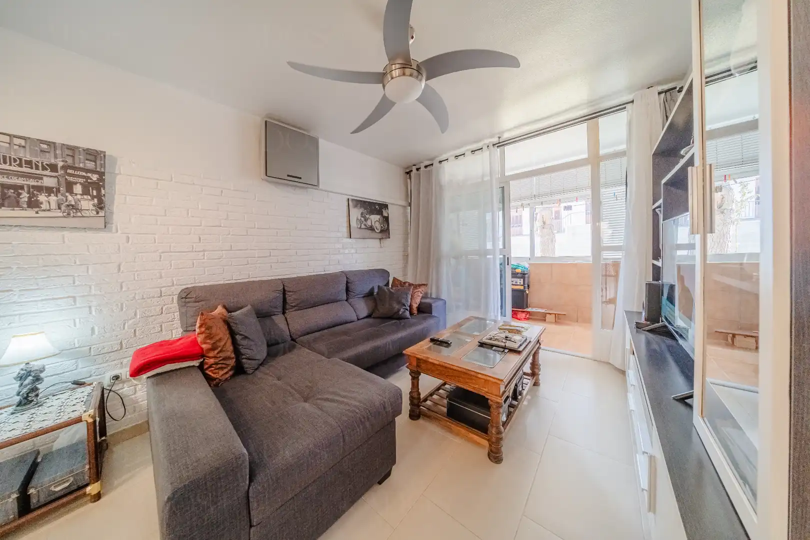 Living room of Flat for sale in Roquetas de Mar  with Air Conditioner, Terrace and Community pool