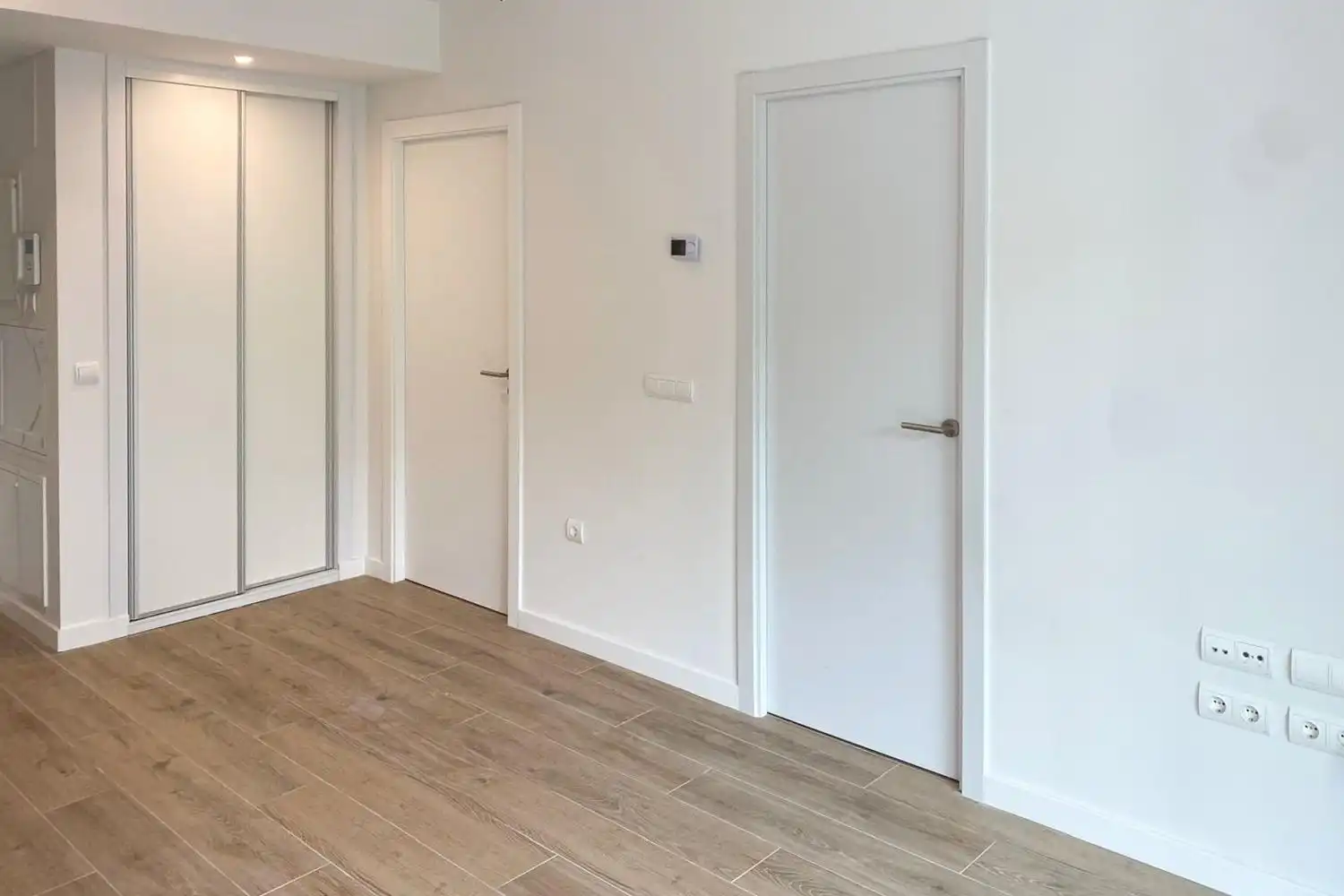 Flat for rent in Madrid  with Terrace and Storage room